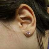 Disposable Low Pain Ear Piercing Gun Tool Ear Piercing Gun Built-in 316 Titanium Steel Crown Stud Earring