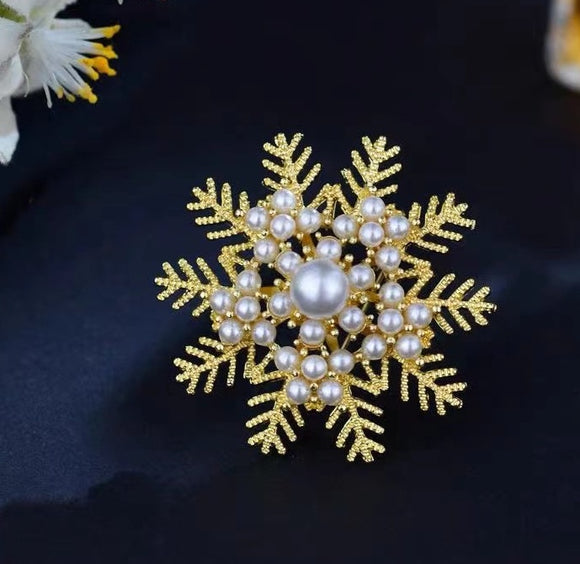 2pc New Exquisite And Elegant Pearl Snowflake Brooch