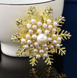 2pc New Exquisite And Elegant Pearl Snowflake Brooch