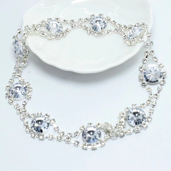 Light Luxury Niche Design, High-end Feel, Super Sparkling Rhinestone Necklace