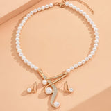 A Round Artificial Pearl Necklace And A Pair Of Geometric Round Artificial Pearl Earrings Are Fashionable, Elegant And Noble, Perfect Gifts For Lovers And Friends.